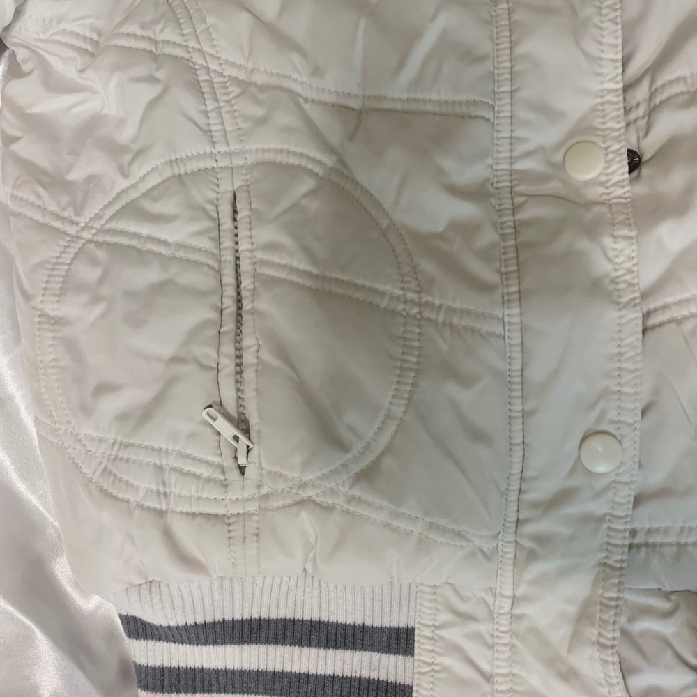 Jacket - Picture 3 of 3